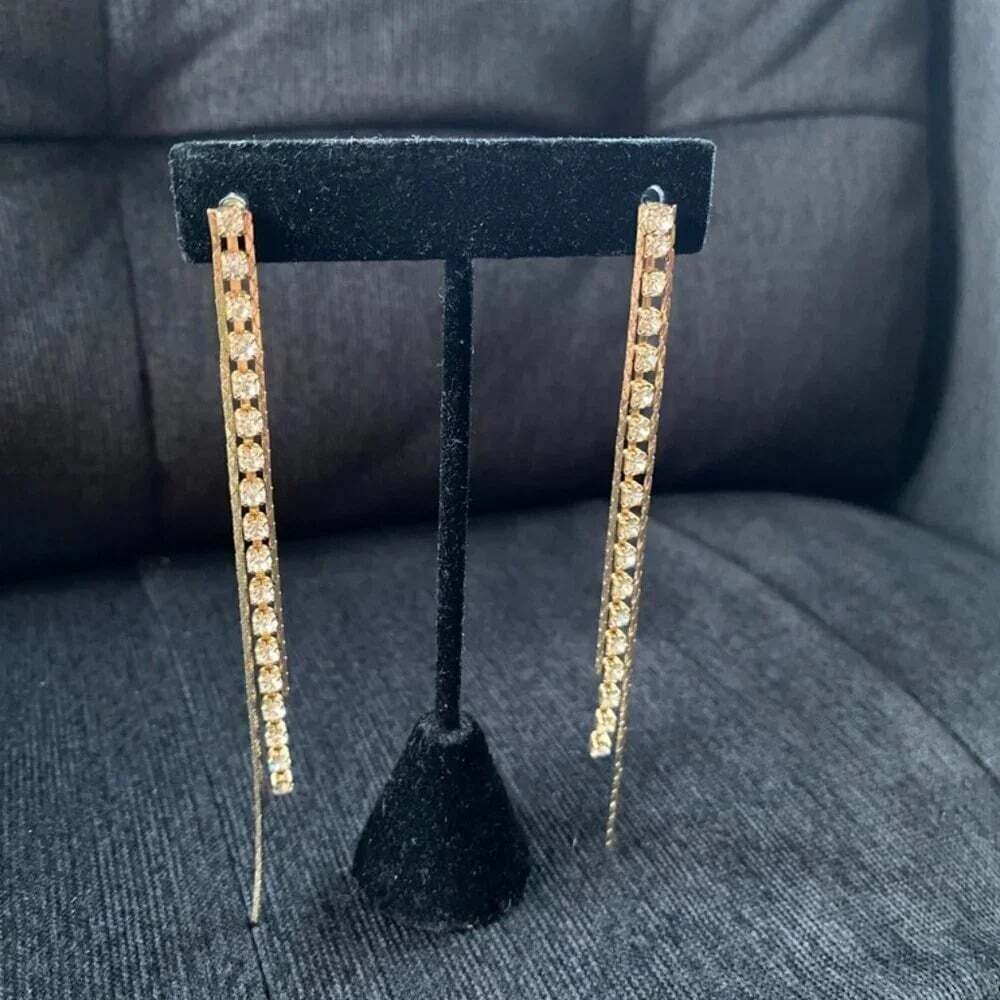 80s Rhinestone Dramatic Runway Dangle Earrings